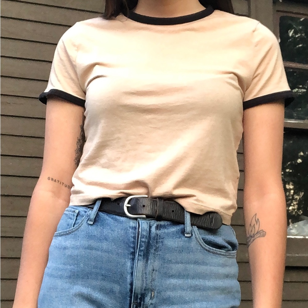 Beige Teeshirt